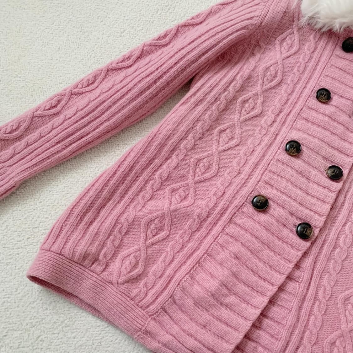 라즈베리핑크 더플단추 꽈배기 후드 가디건 상품이미지3