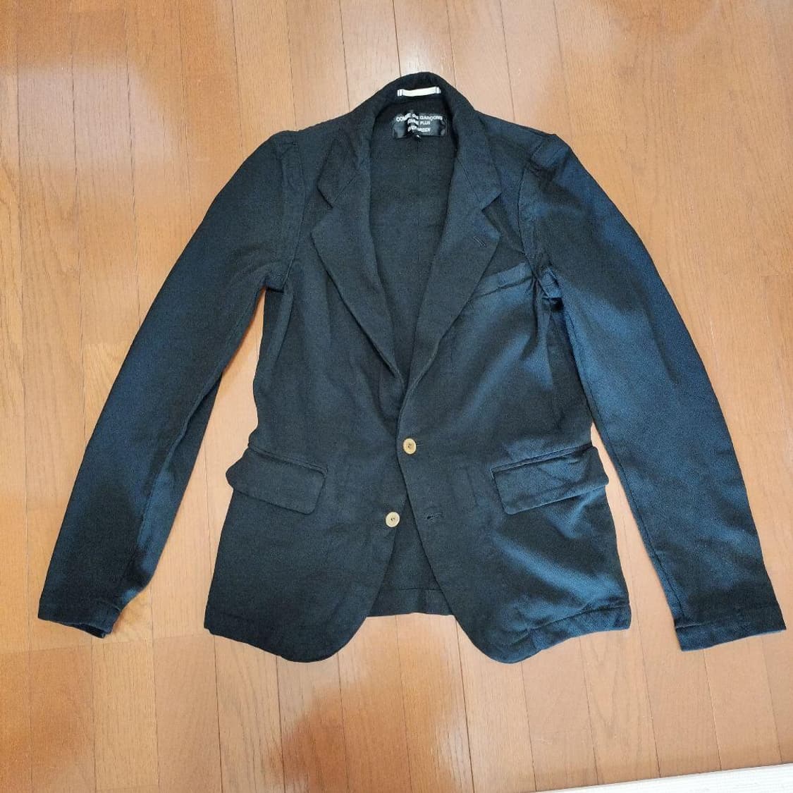 꼼데가르송 옴므 플러스 제품 염색 폴리에스터 축융 자켓 상품이미지1