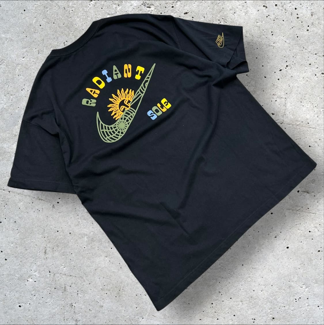 [XL] 나이키 RADIANT SOLE 블랙 반팔티 A784 상품이미지1
