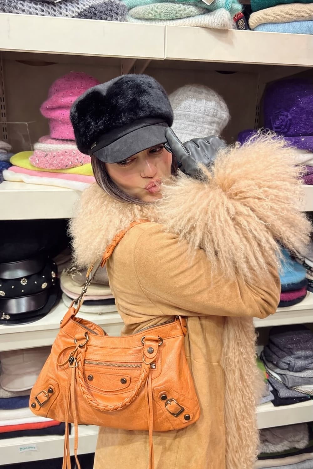 발렌시아가 모터백 상품이미지2