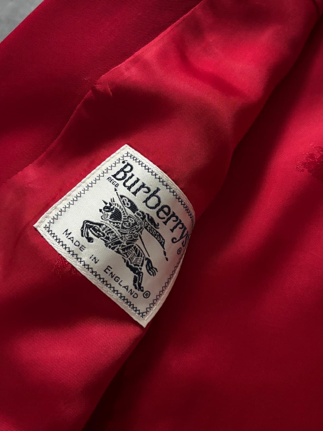 Burberry 버버리 레드컬러 금장버튼 울 더블 블레이저 상품이미지9