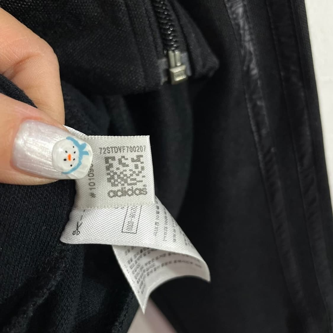 아디다스 올블랙 유광 유로파 트랙탑 상품이미지8