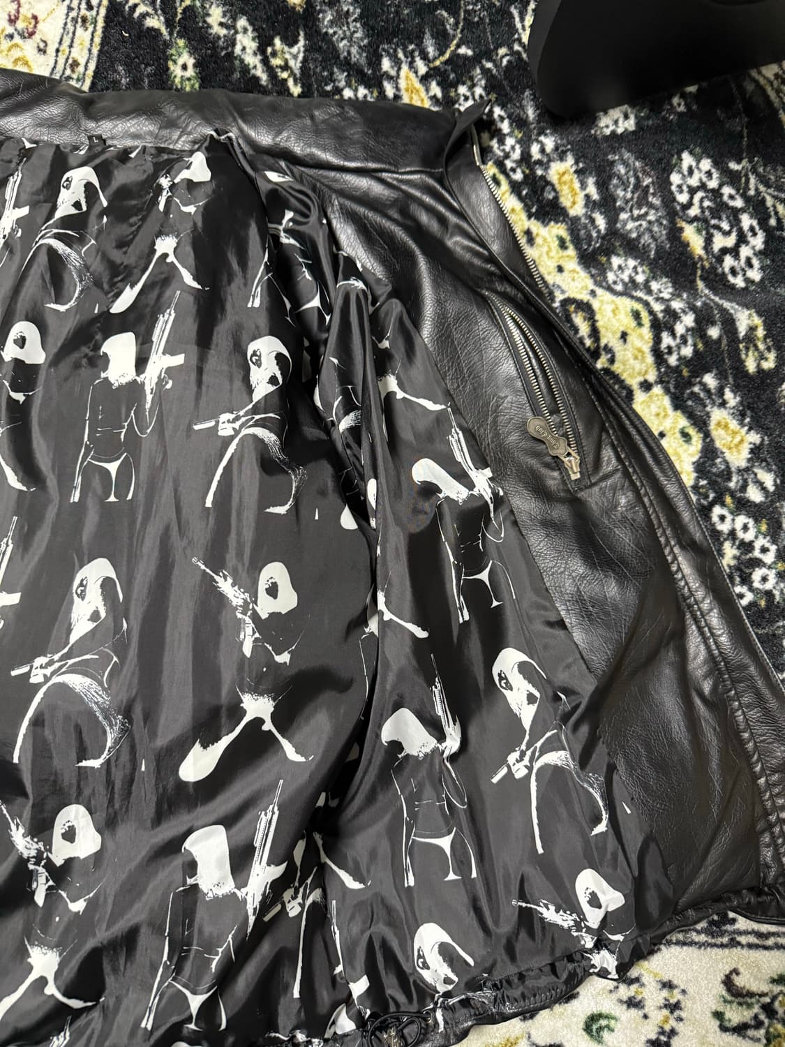 Thug Club 패딩 초판 3사이즈 상품이미지5