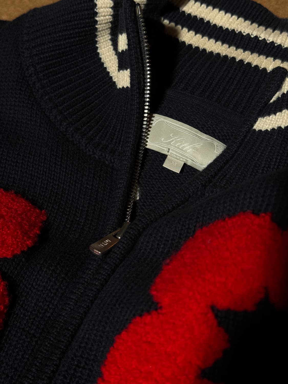 KITH 키스 플로럴 크레스트 와이오나 풀 집 스웨터 녹터널 상품이미지4