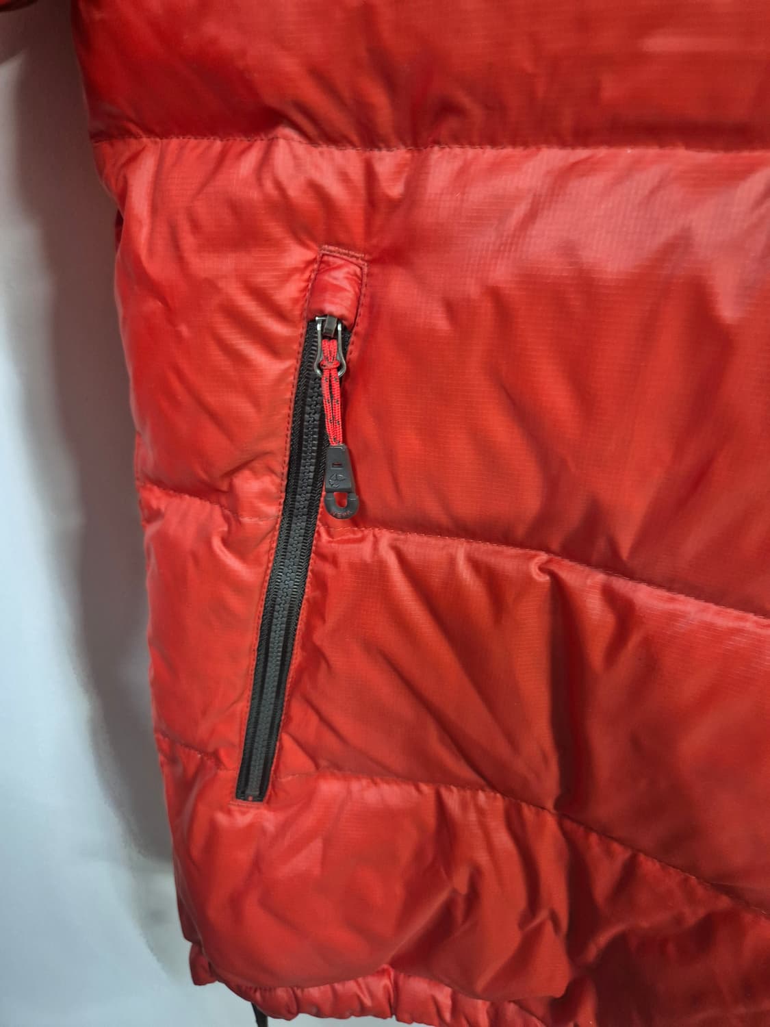 네파 NEPA 후드 패딩 점퍼 레드 상품이미지3