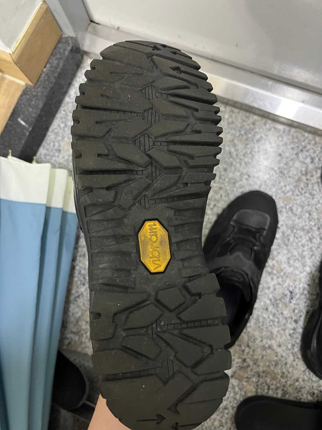 키코 코스타디노브 안타라스 옵시디언 41 상품이미지3