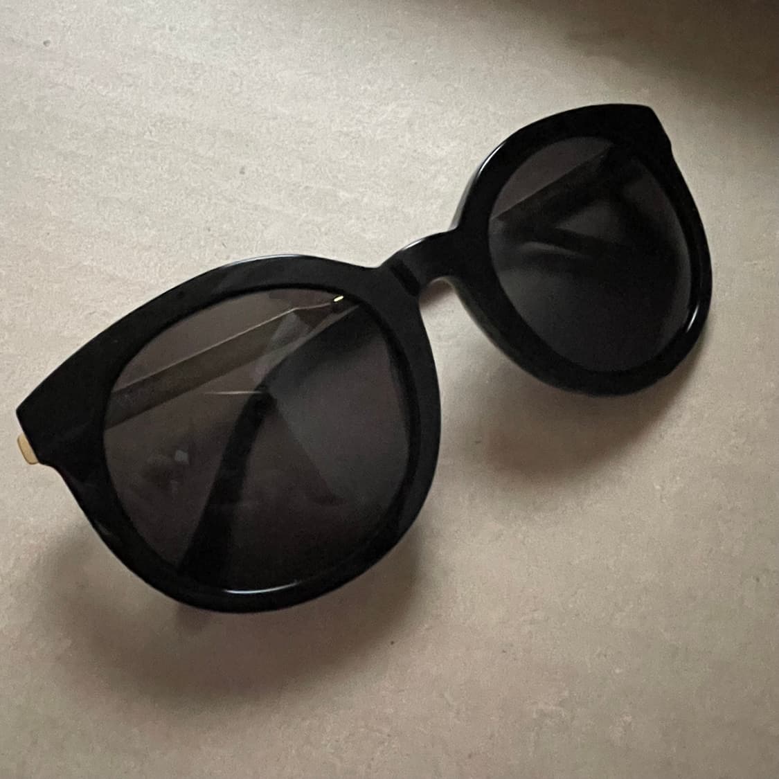 베디베로 선글라스 상품이미지1