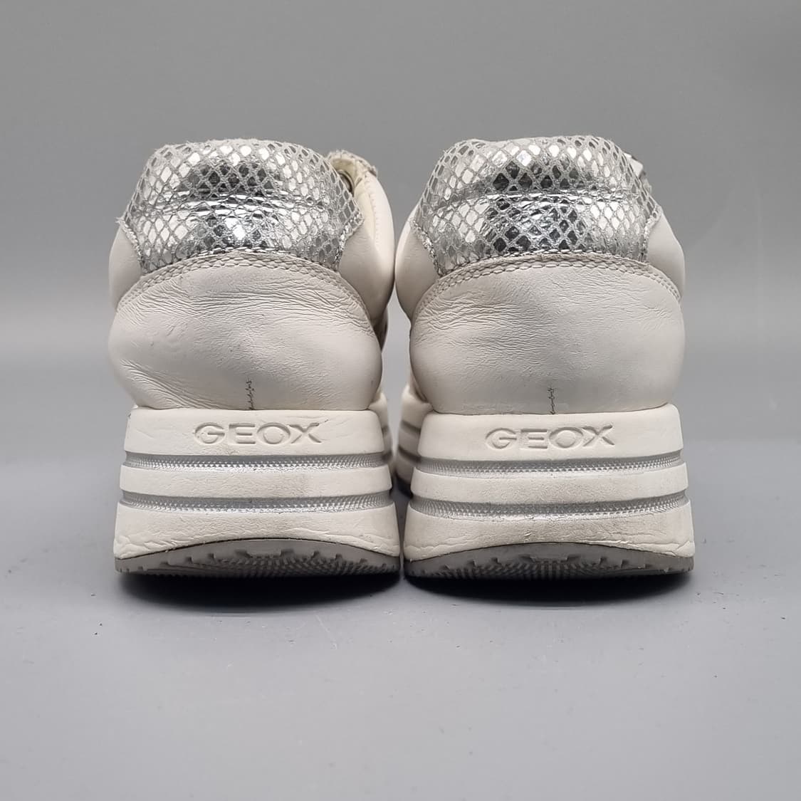 제옥스 켄시 레더 여성스니커즈245 굽5 상품이미지4