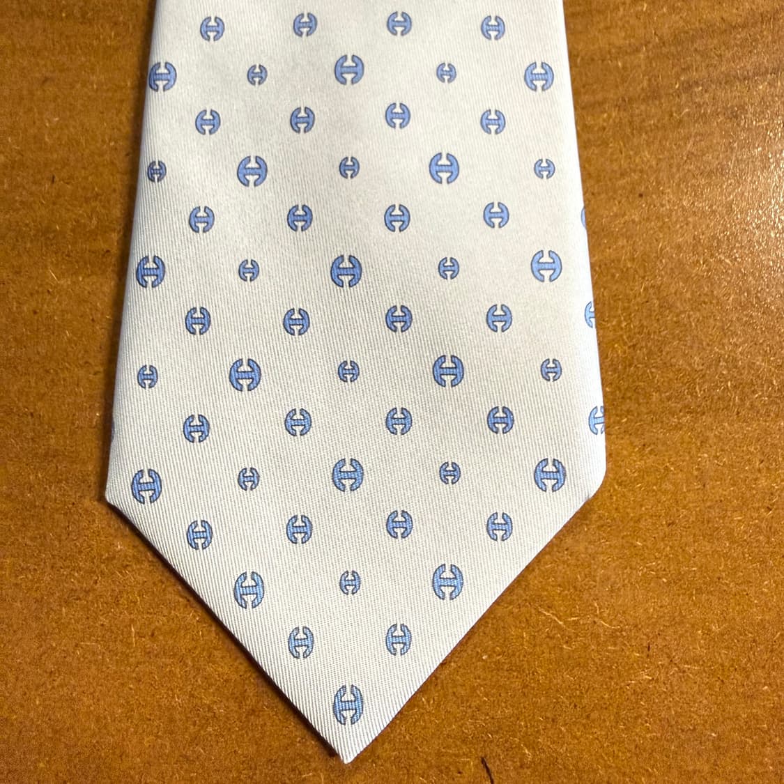 에르메스 HERMES 샹달 패턴 실크 넥타이 스카이 블루 상품이미지5