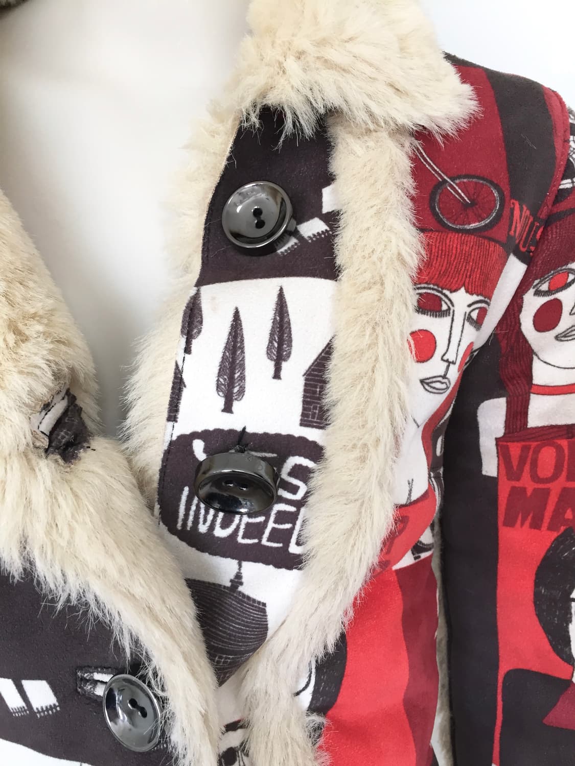 Spain Designer Iconic Pattern Fur Jacket 상품이미지8