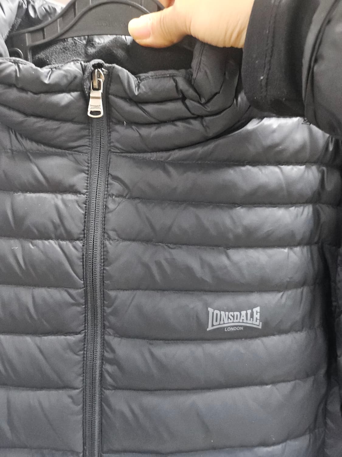 [Lonsdale] 론즈데일 블랙 경량 패딩 점퍼  110 상품이미지2