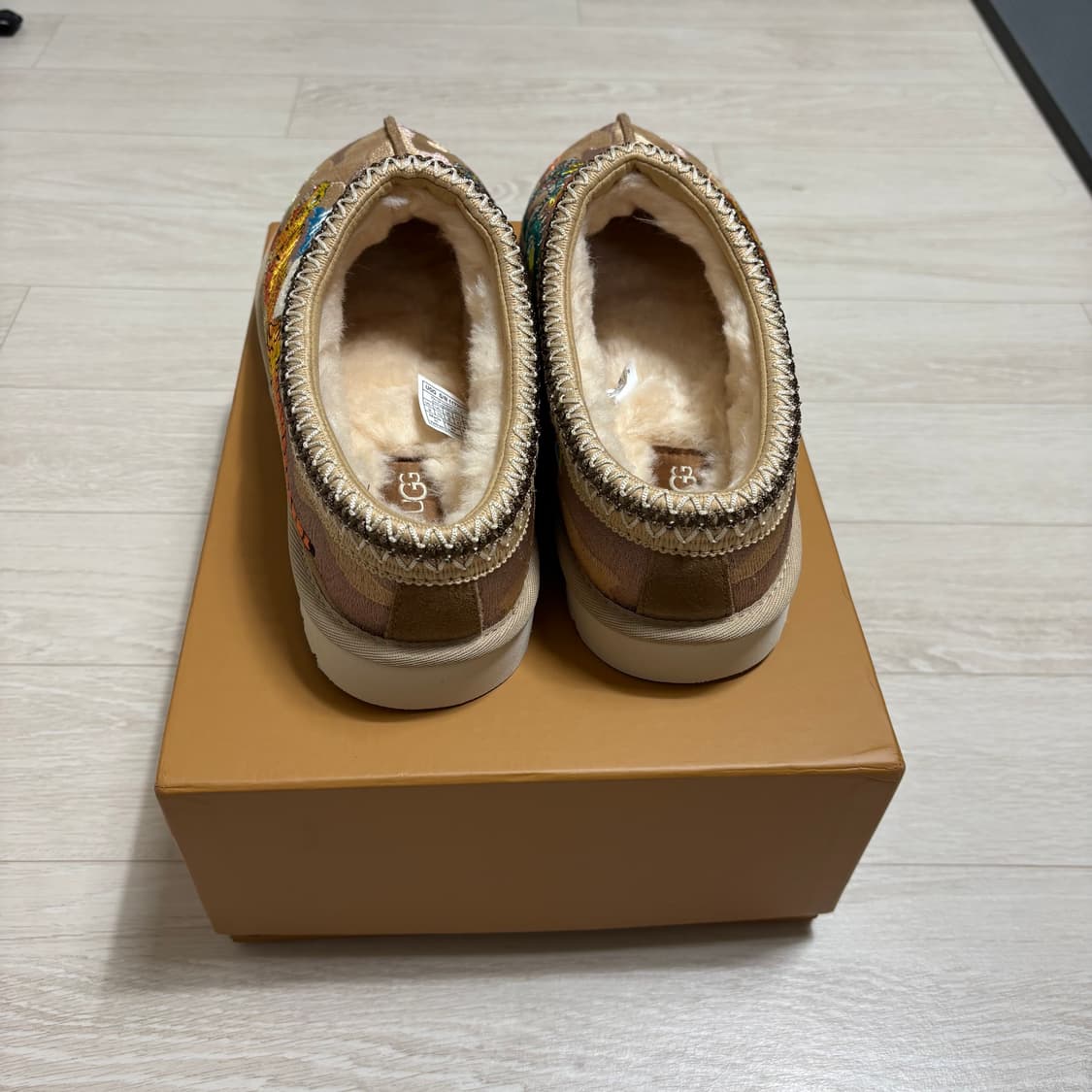 팔라스 어그 타스만 270 상품이미지3