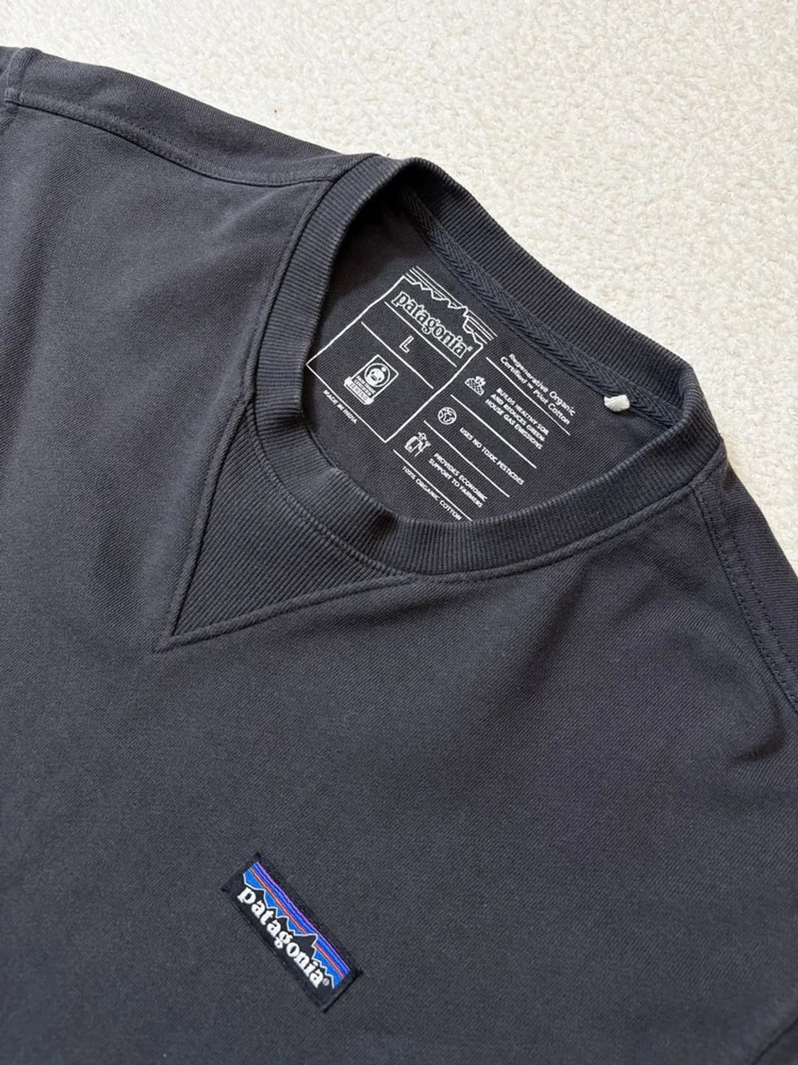 파타고니아 로고 피그먼트 코튼 맨투맨 PN6270 상품이미지3