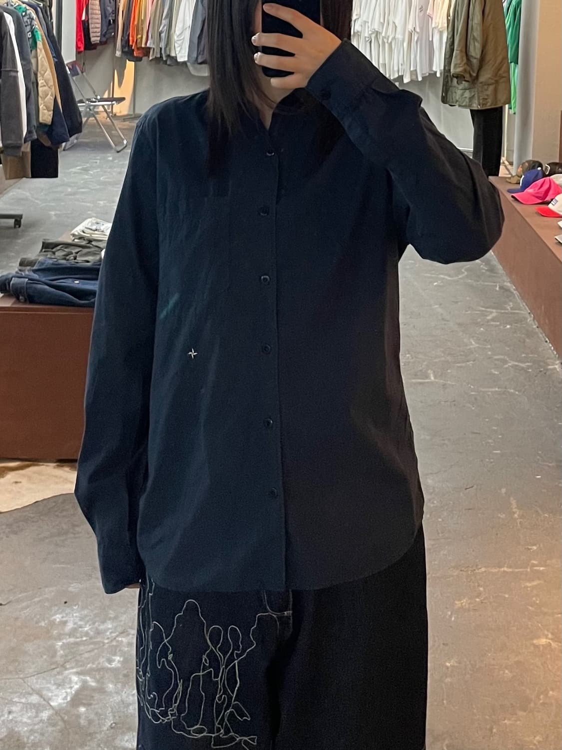 스톤아일랜드 네이비 스몰로고 포켓 셔츠 H2108 상품이미지1