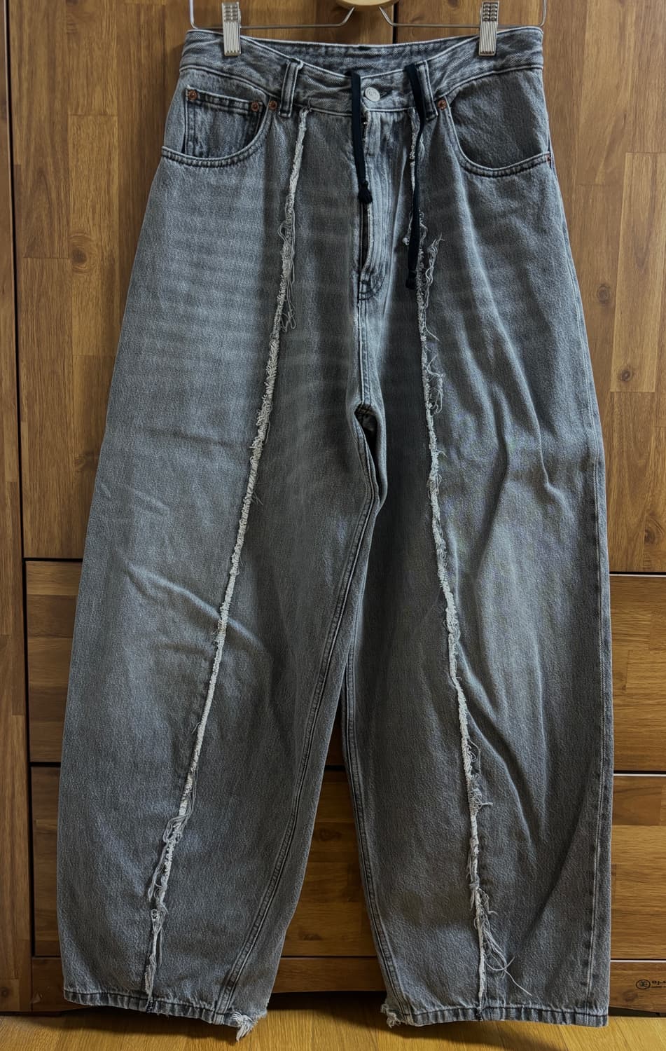 [29] MM6 워싱 데님 팬츠 상품이미지1