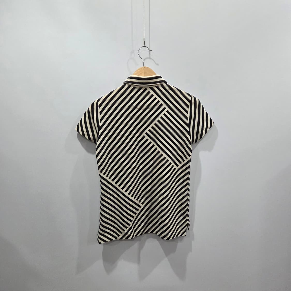 폴로랄프로렌 우먼 피케 카라 스트라이프 반팔티 S  상품이미지4