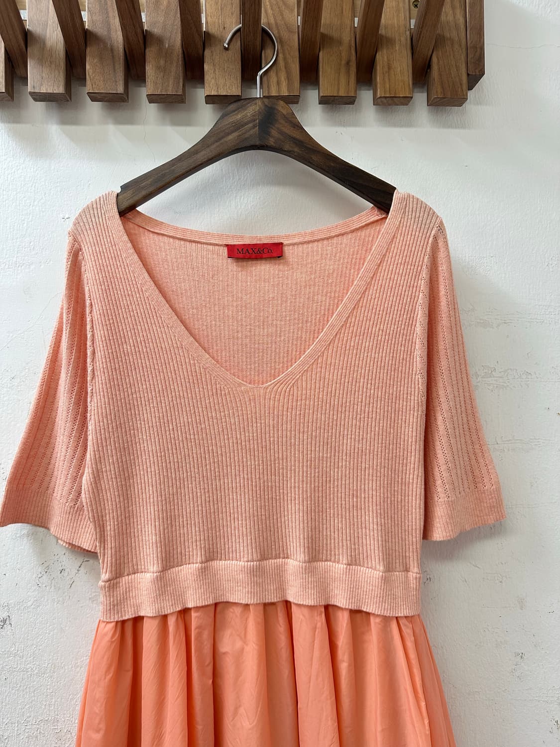 MAX&Co 막스앤코Knit Docking Flare one-piece  상품이미지2