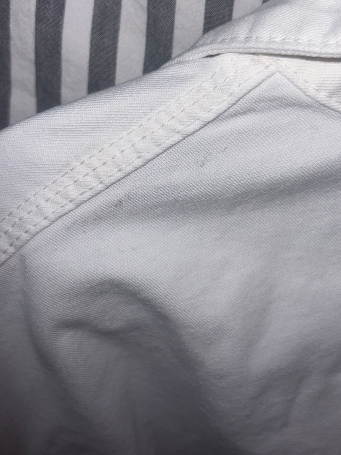 칼하트 wip 화이트 m사이즈 자켓 상품이미지4