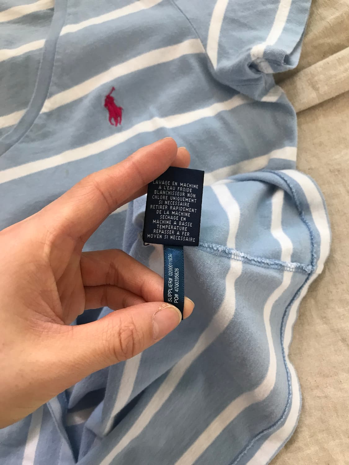 폴로 랄프로렌 포니 로고 스트라이프 브이넥 반팔티 상품이미지10