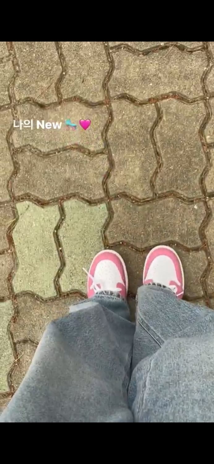 나이키 조던 1 로우 디저트베리 상품이미지5