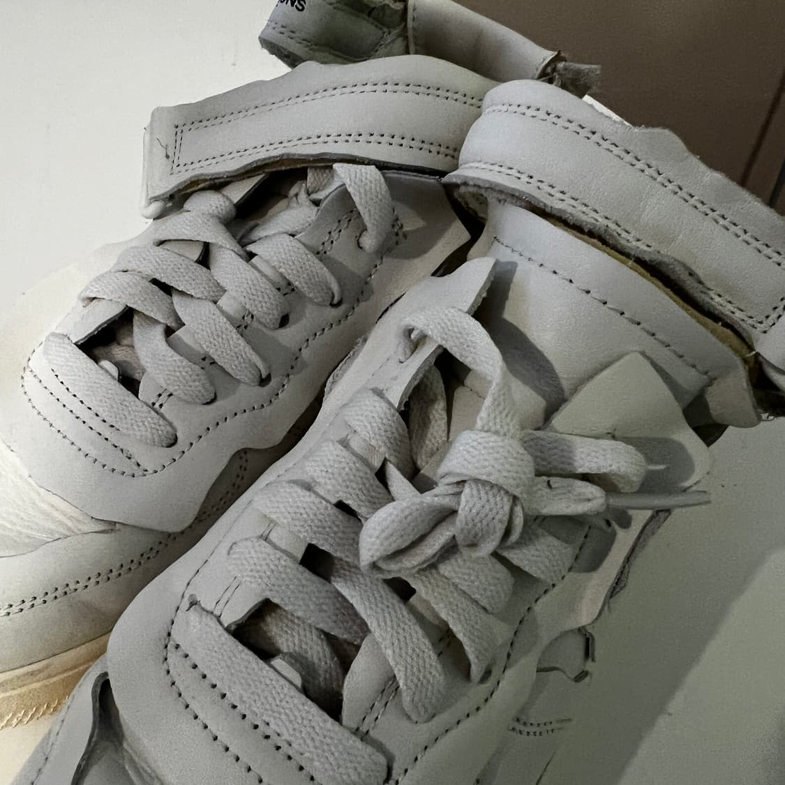 나이키 x 꼼데가르송 옴므 플러스 에어포스 미드 화이트  상품이미지5