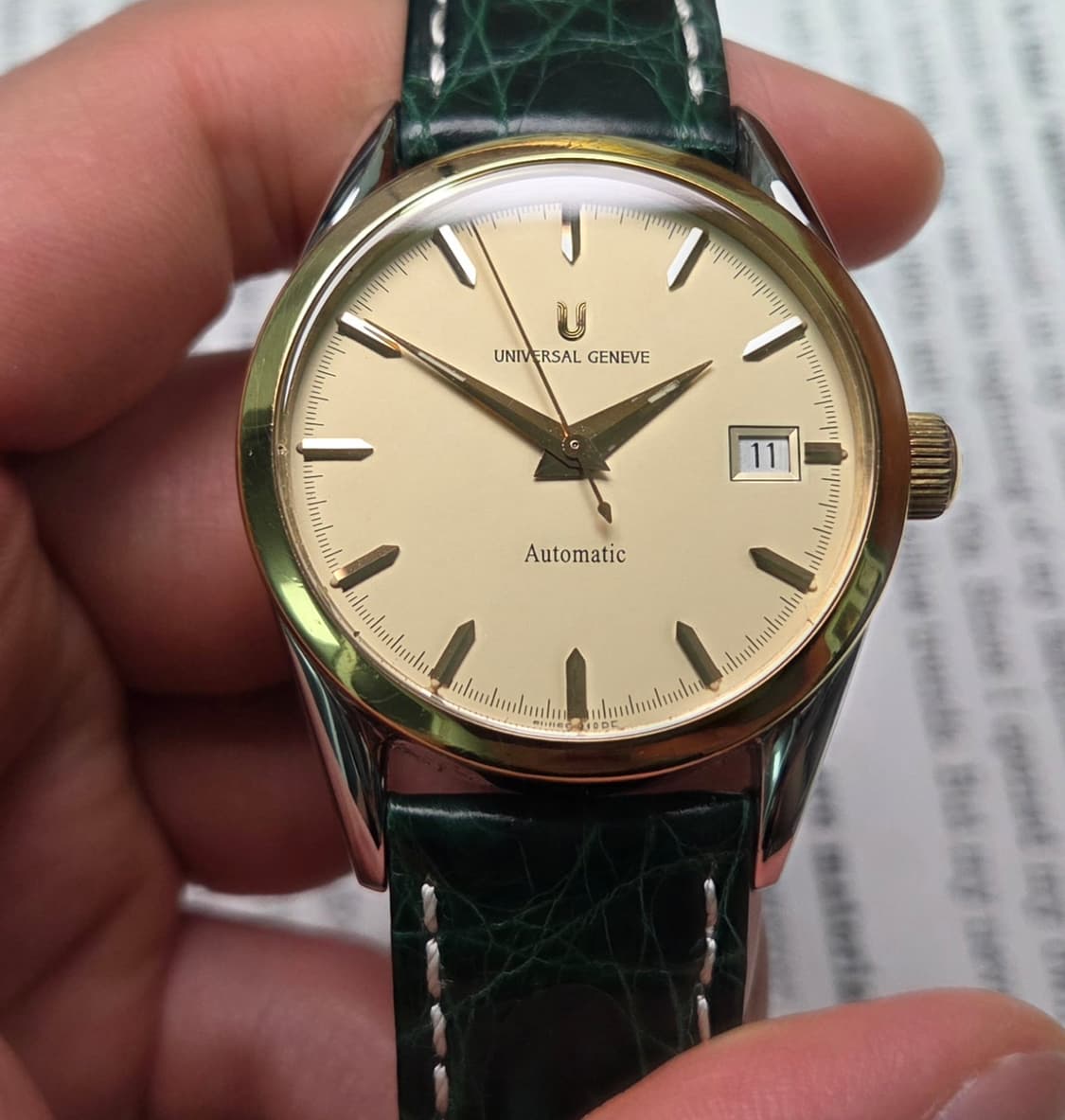 레어] 유니버셜 제네브 18K베젤 콤비 칼침핸즈 시스루백 오토매틱
 상품이미지2