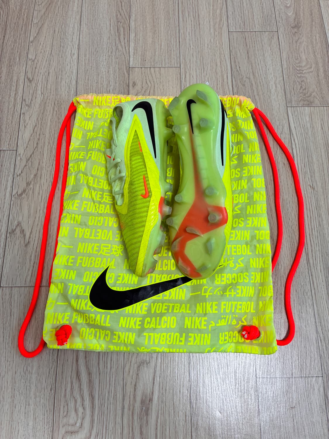 나이키 팬텀 6 로우 엘리트 FG 270 상품이미지4