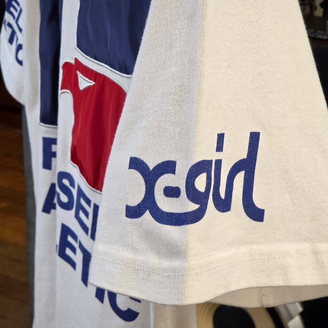 러셀 x 엑스걸 화이트 프린팅 반팔 상품이미지3