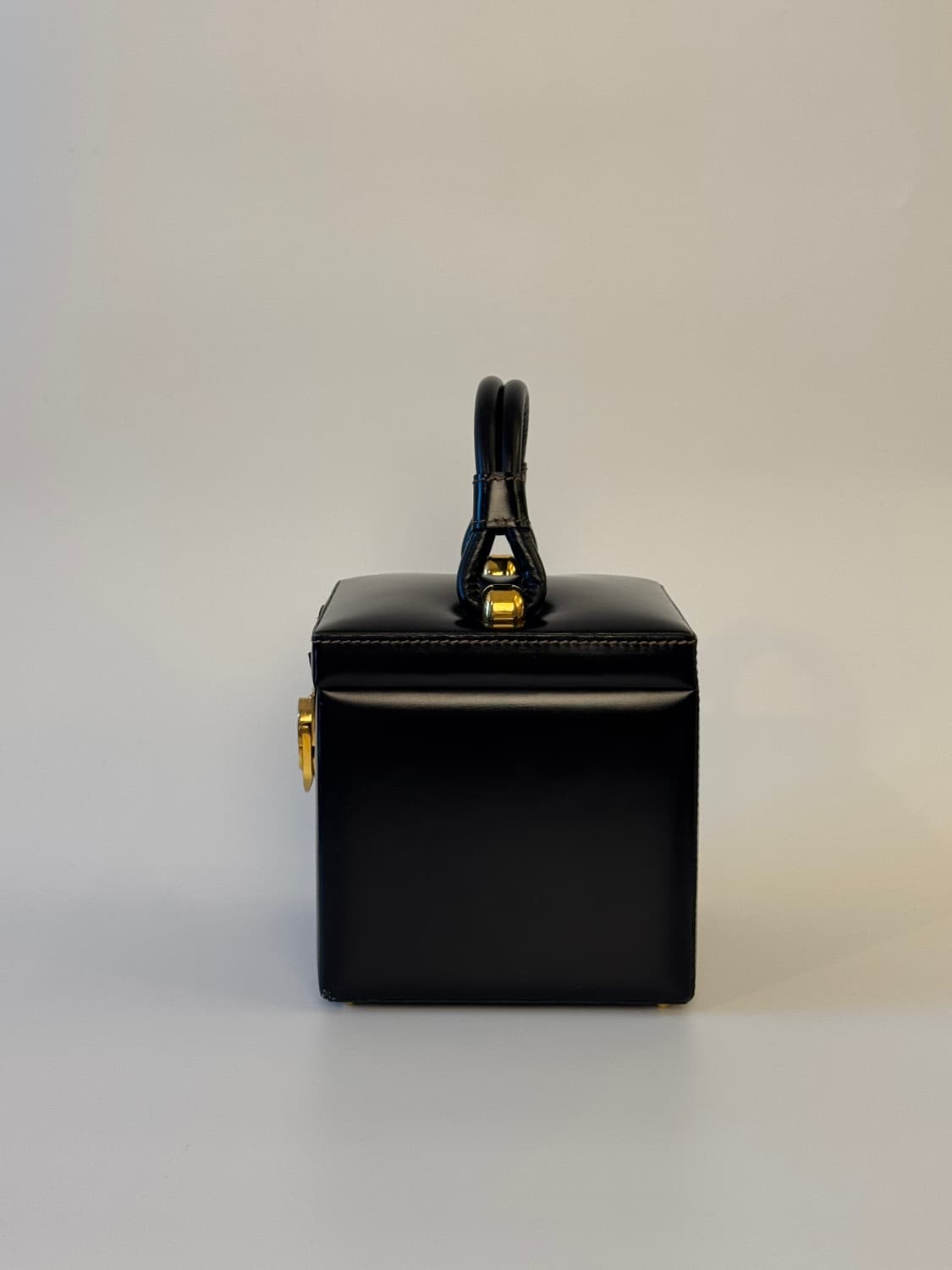 LOEWE(로에베) 아나그램 배니티백 상품이미지2