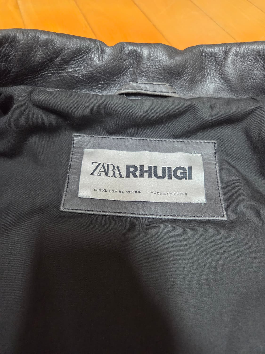 ZARA X RHUIGI 가죽자켓 상품이미지3