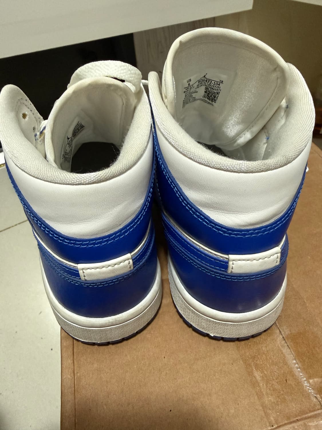 (W) 조던 1 미드 화이트 하이퍼 로얄 상품이미지6