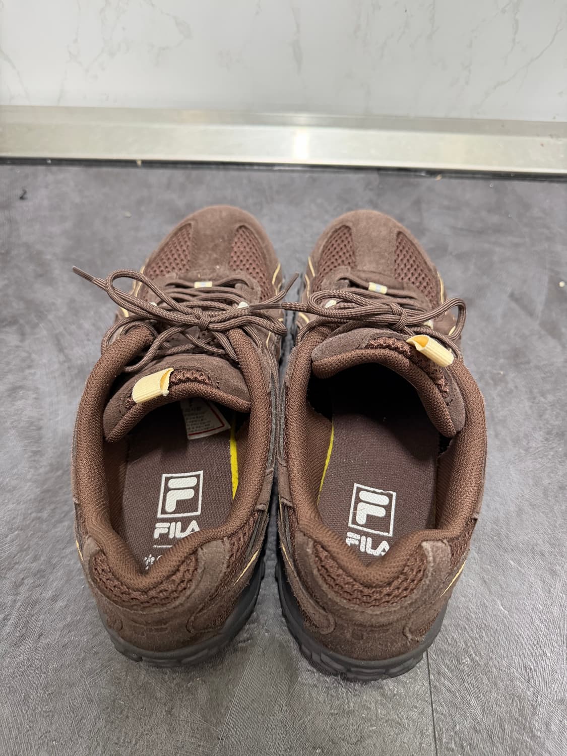 휠라 에샤페 초코 운동화 260 상품이미지3