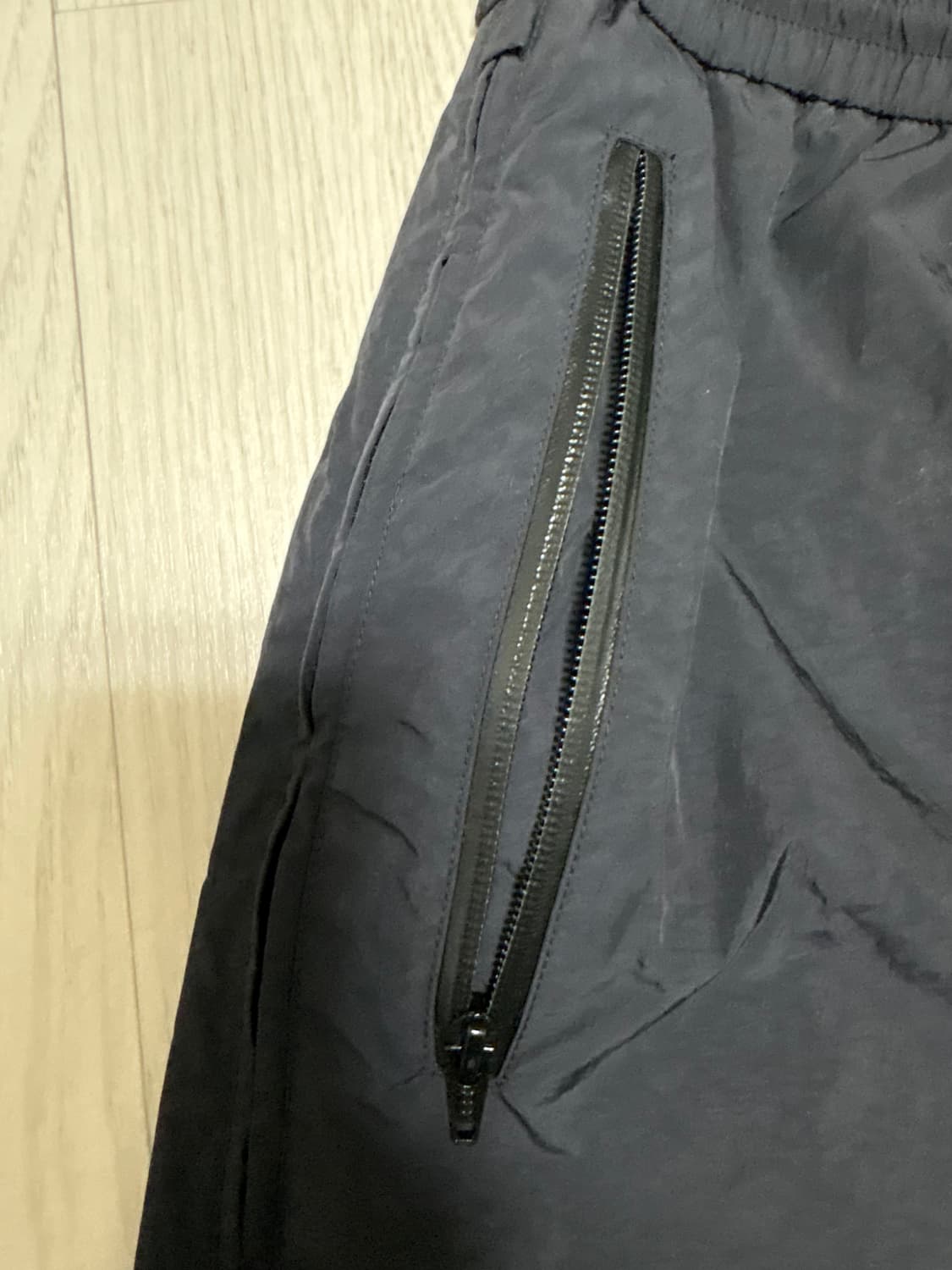 (50) 준지 옆지퍼 트임 이밴드 팬츠 블랙 상품이미지4