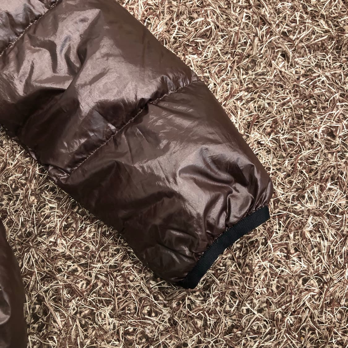 지프 초코 브라운 덕다운 푸퍼 애벌레 패딩 상품이미지3