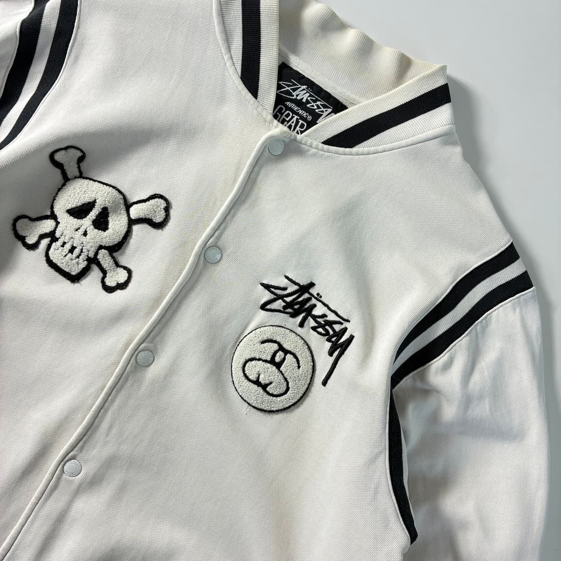 Stussy  스투시 90,s 기어 스컬패치 바시티 자켓  상품이미지2