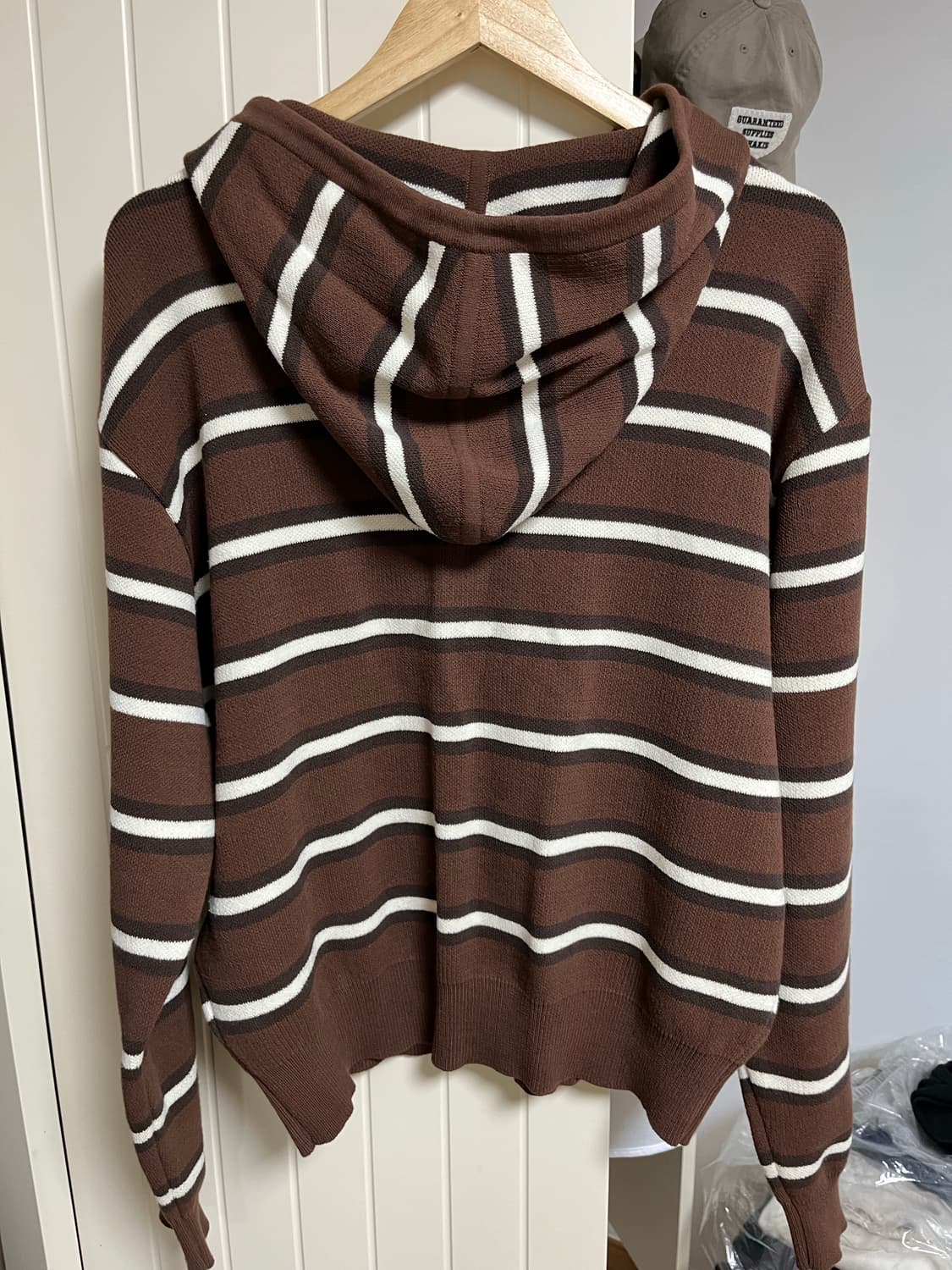 노앙 MULTI STRIPE KNIT HOODIE BROWN 상품이미지2
