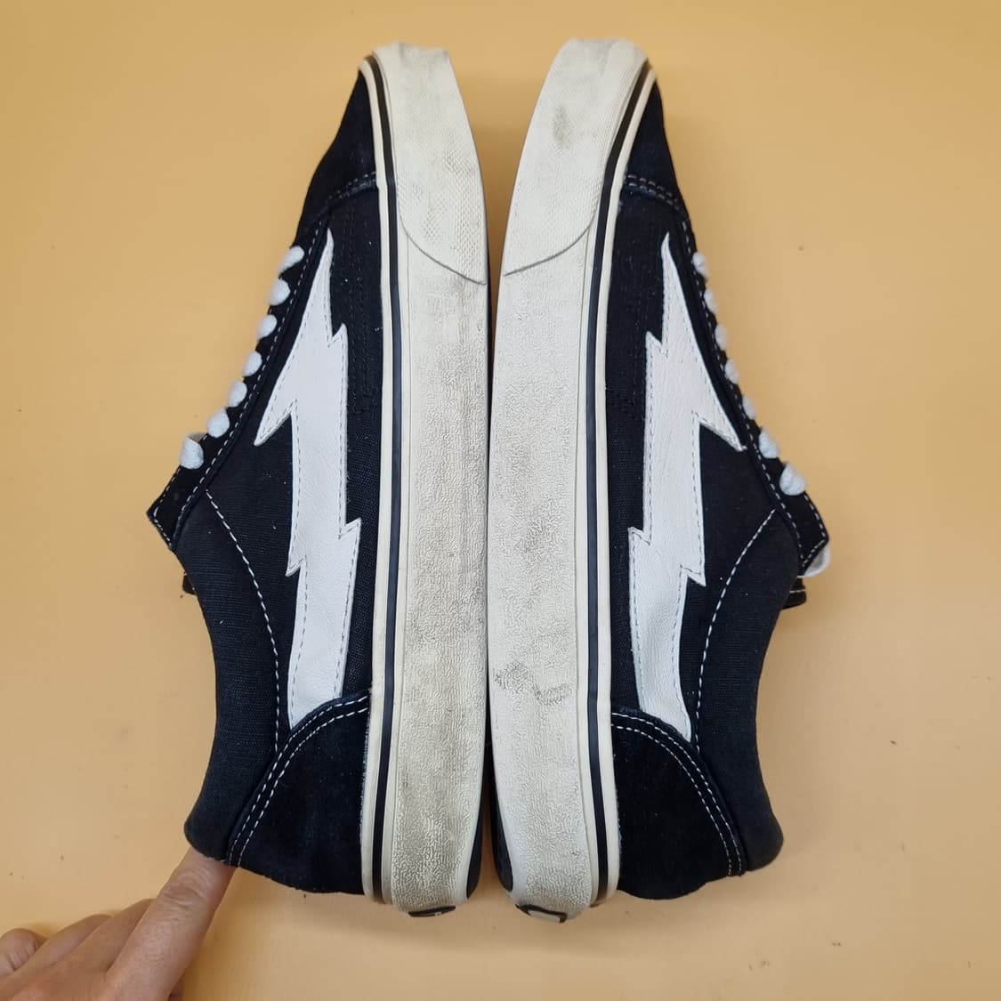 리벤지 스톰 블랙 남성스니커즈270  상품이미지5