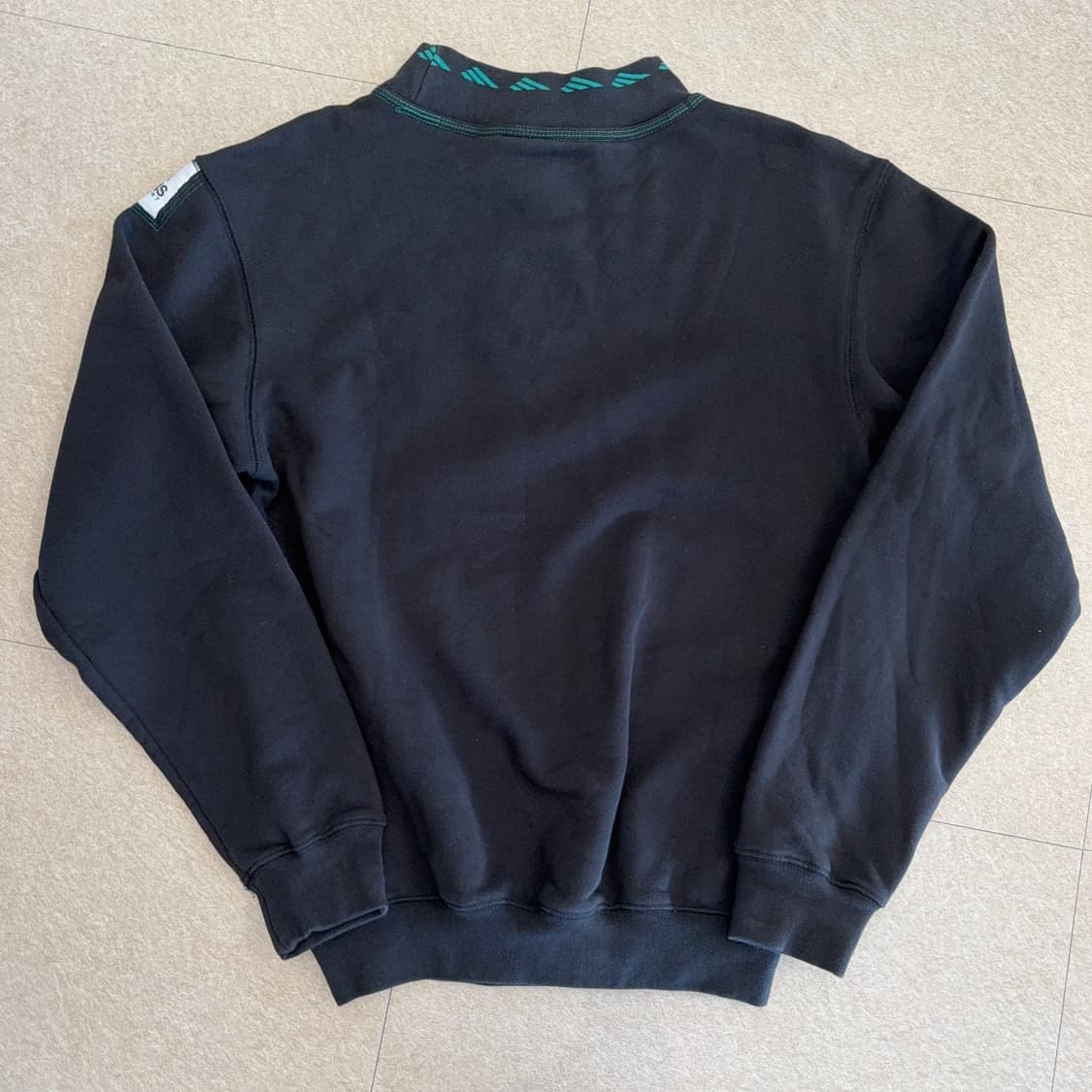 아디다스 이큅먼트 스웻셔츠 상품이미지4