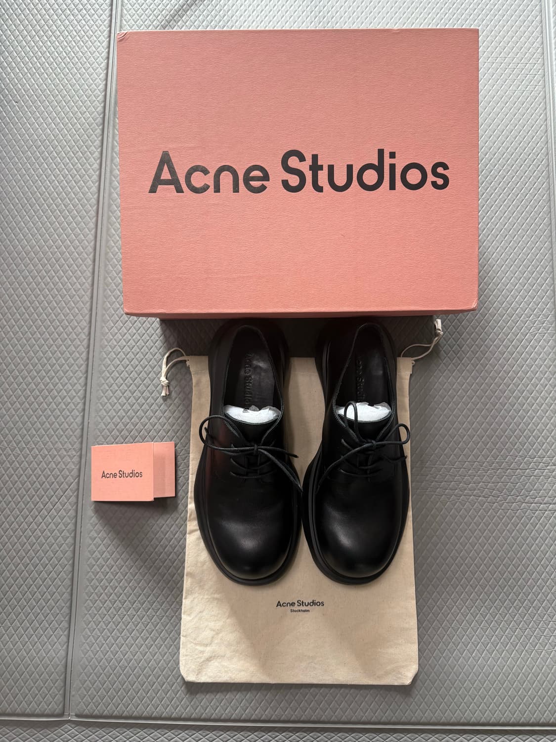 (41, 270) 25시즌 아크네 스튜디오 카프스킨 더비 상품이미지1