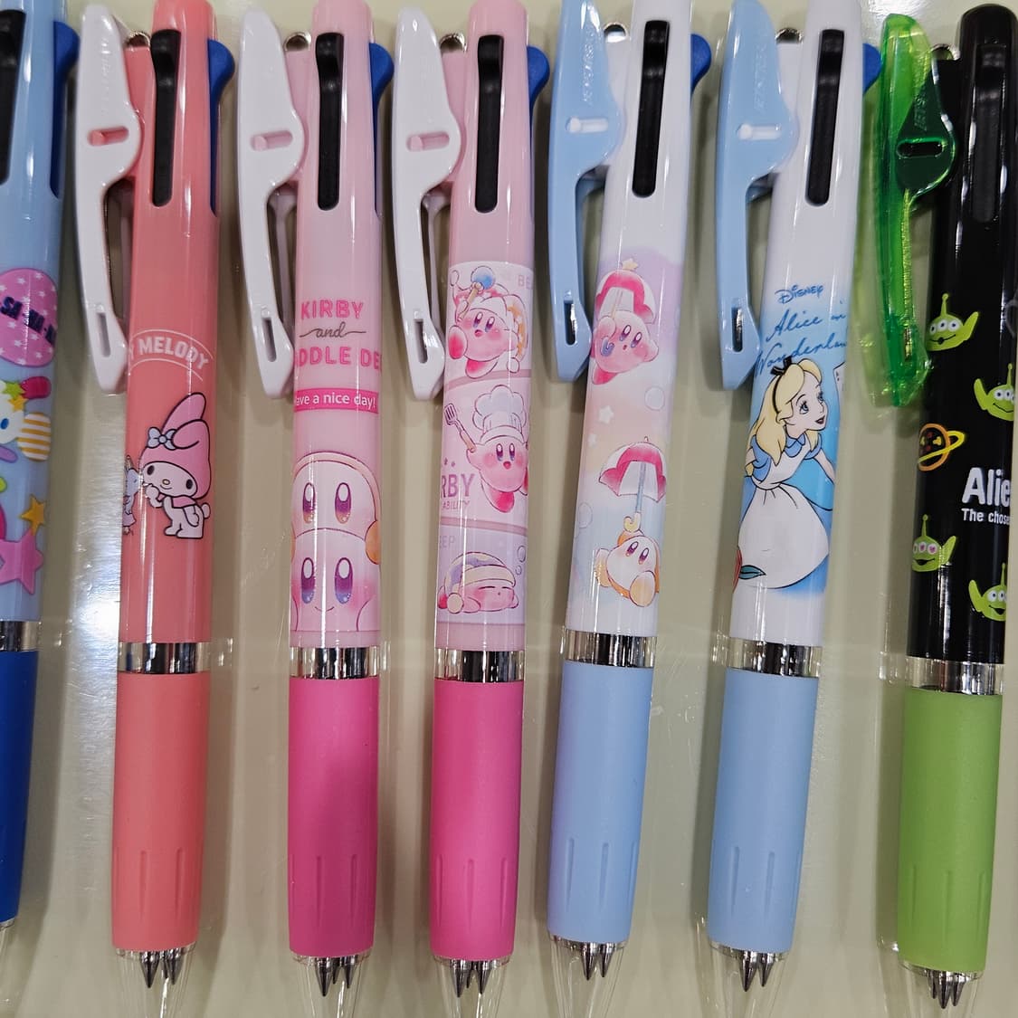 키티 우사하나 마멜 커비 앨리스 쿠로미 알린 제트스트림 3색볼펜 상품이미지4