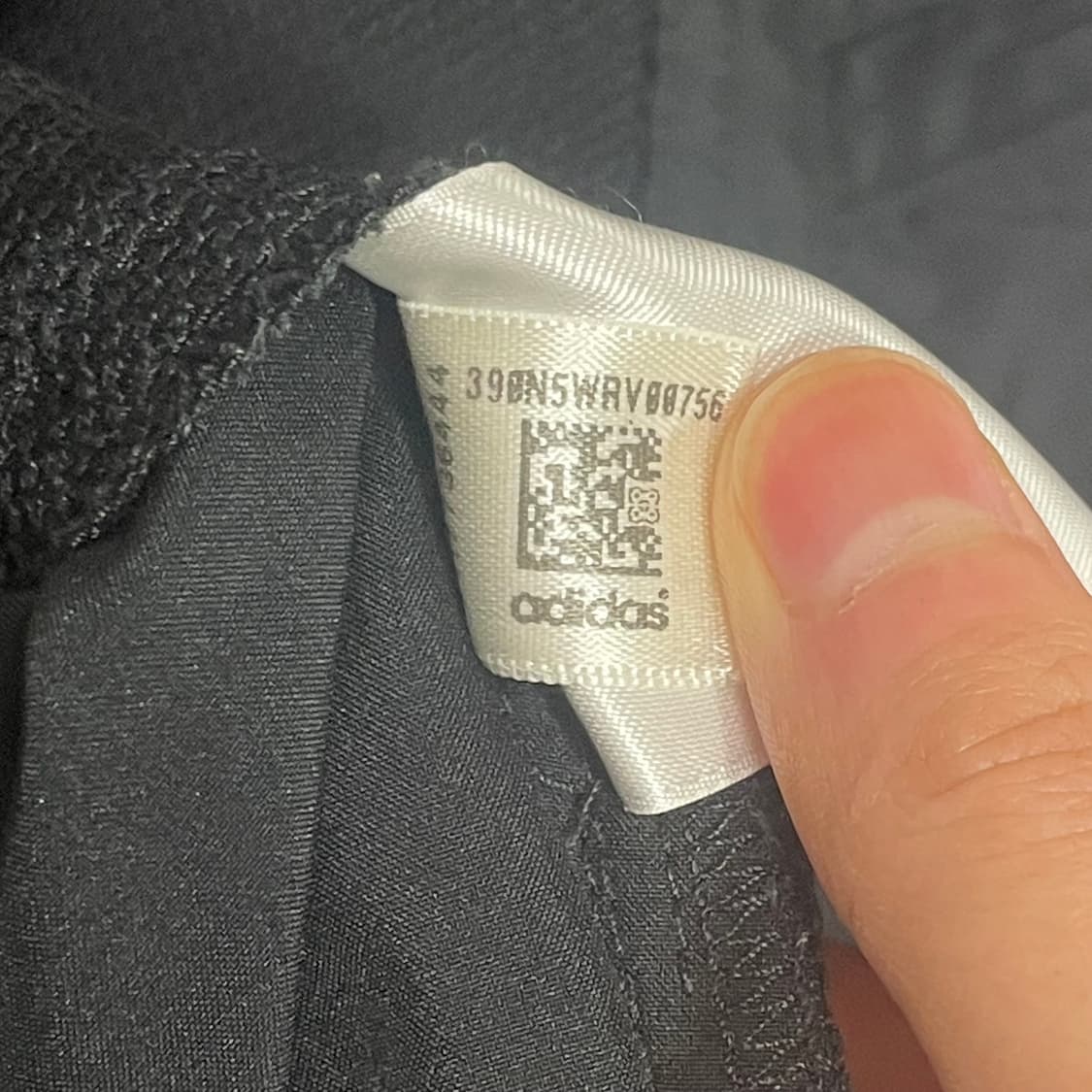 아디다스 삼각로고 러닝 블랙 경량자켓 남성105 상품이미지6