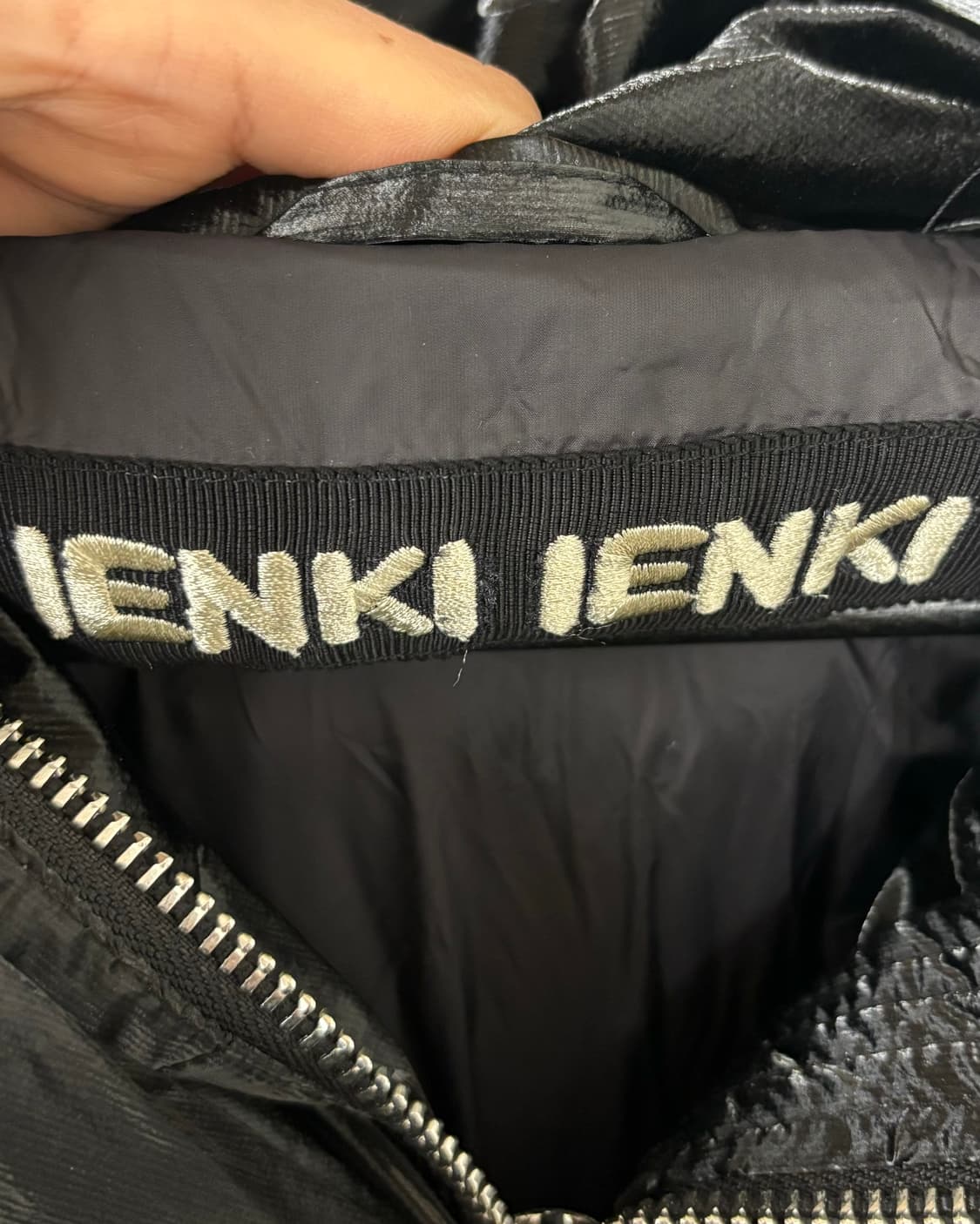 이엔키 이엔키 블랙 나일론 푸퍼 다운 패디드 자켓 상품이미지7