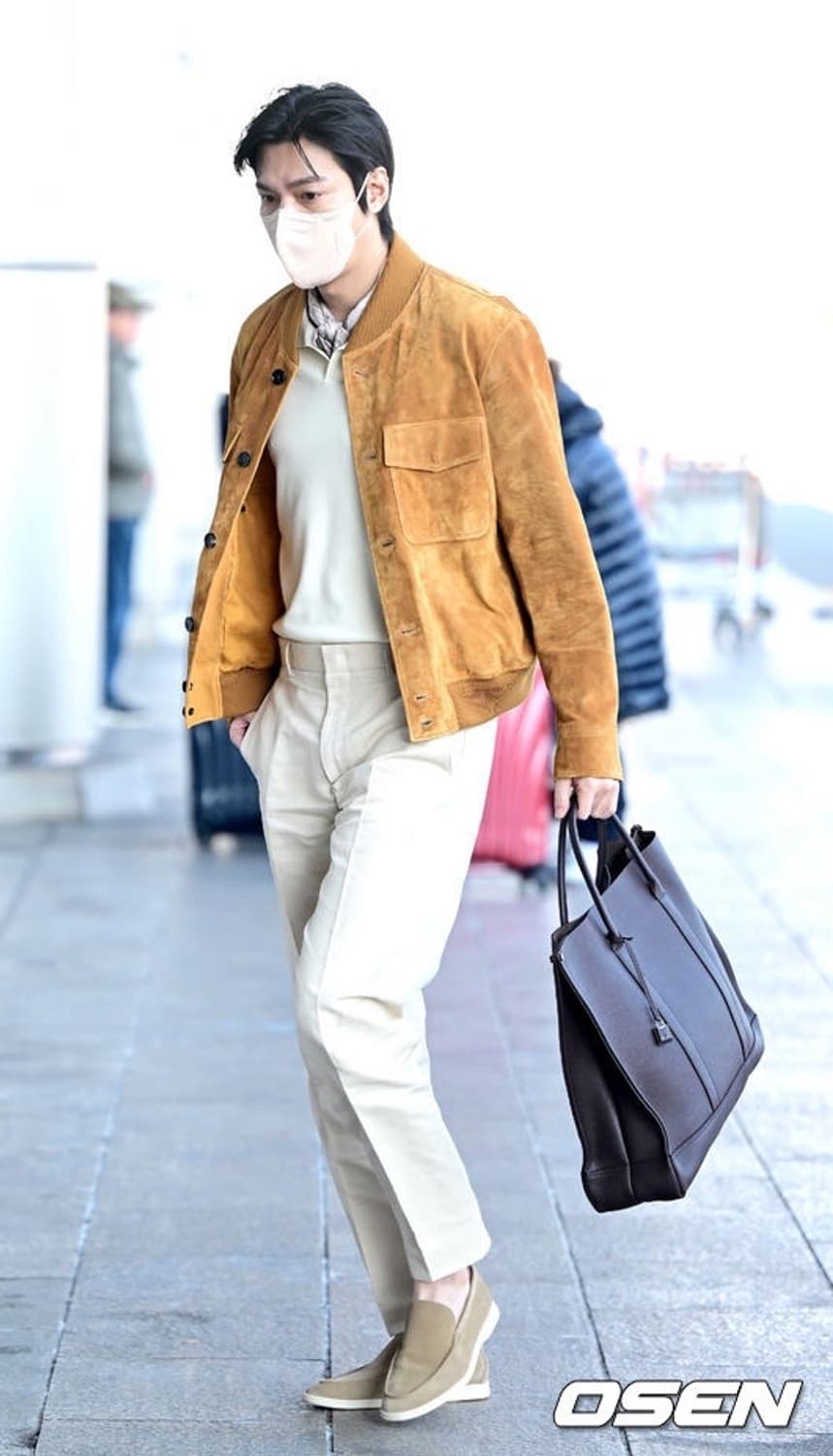 로로피아나 키쿠 봄버 자켓 판매 합니다. 상품이미지4