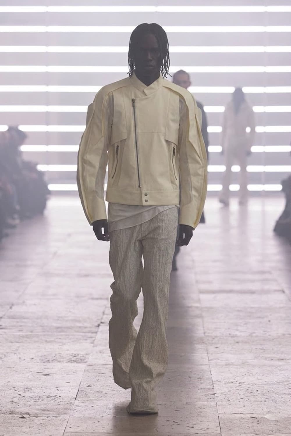 카르넷 오프 화이트 크러스터션 쉘 자켓 레몬 L 상품이미지1