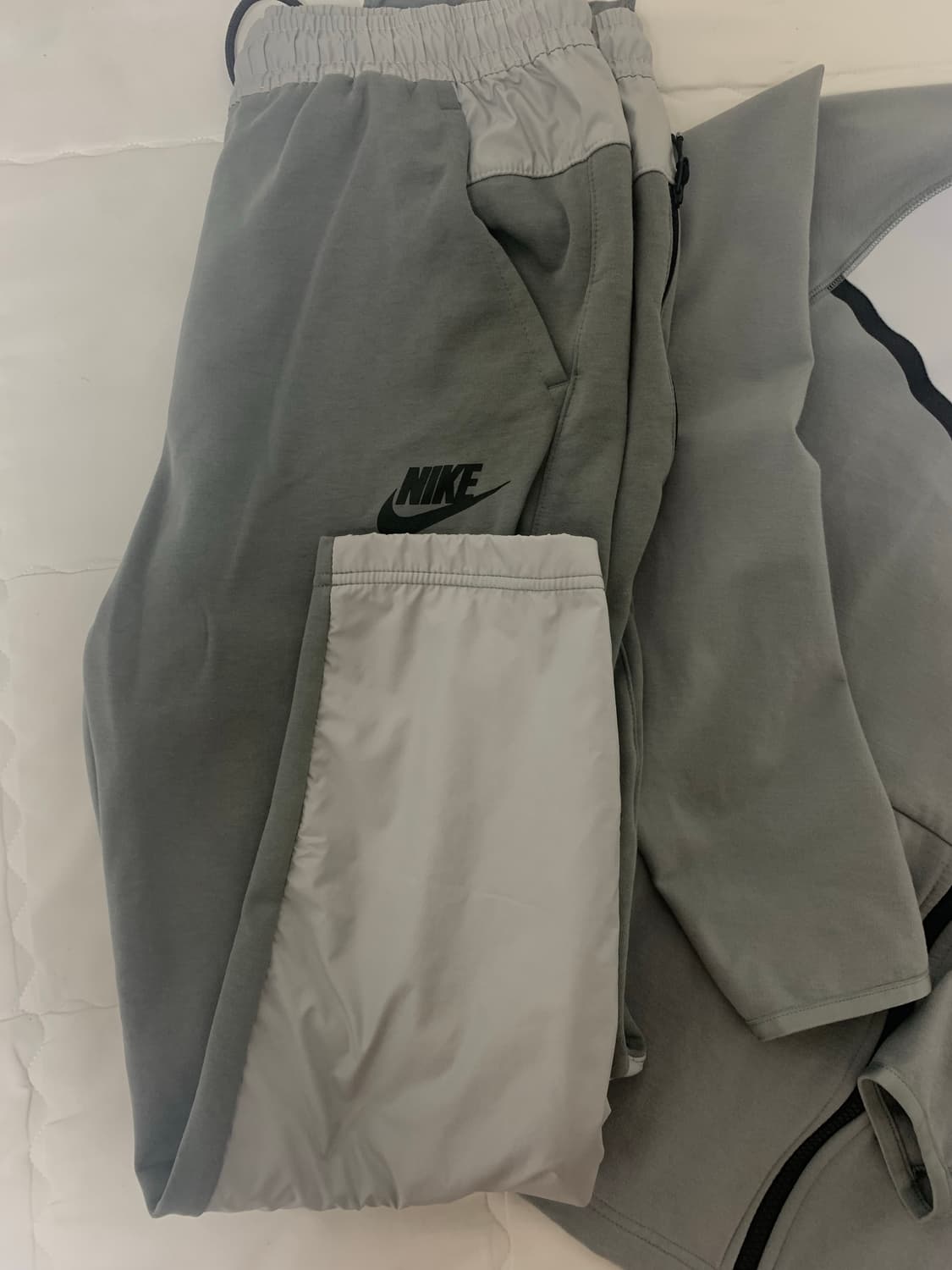 나이키 테크팩 셋업 상품이미지2