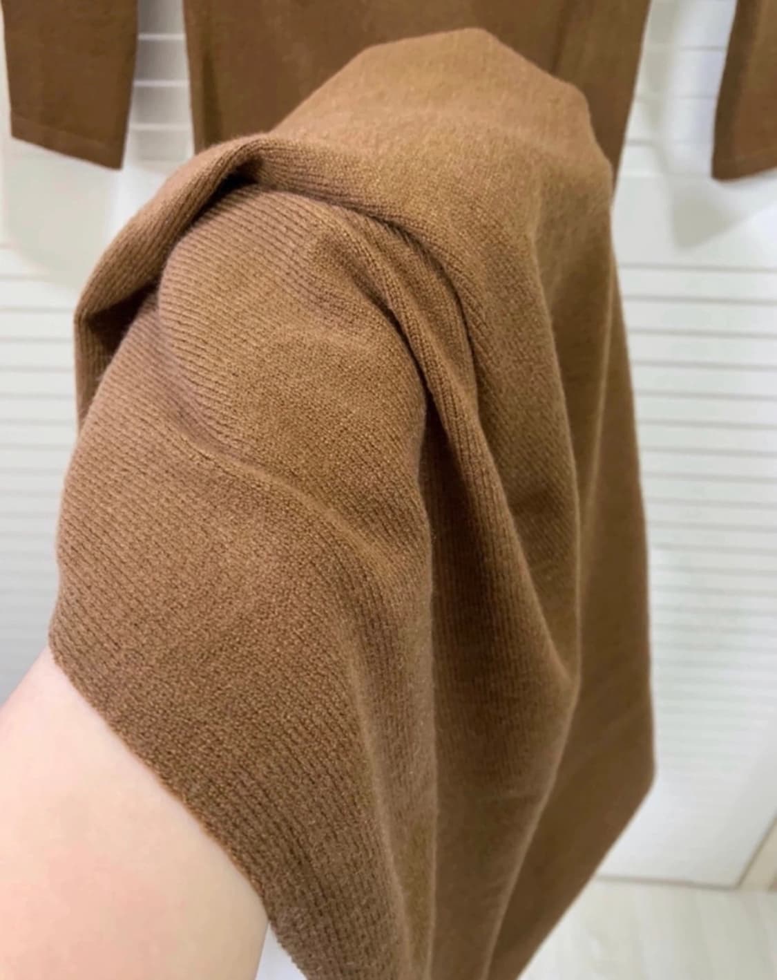 새제품 PARSONS 파슨스 브이넥 니트 원피스 타바코 다크브라운 진브라 상품이미지7