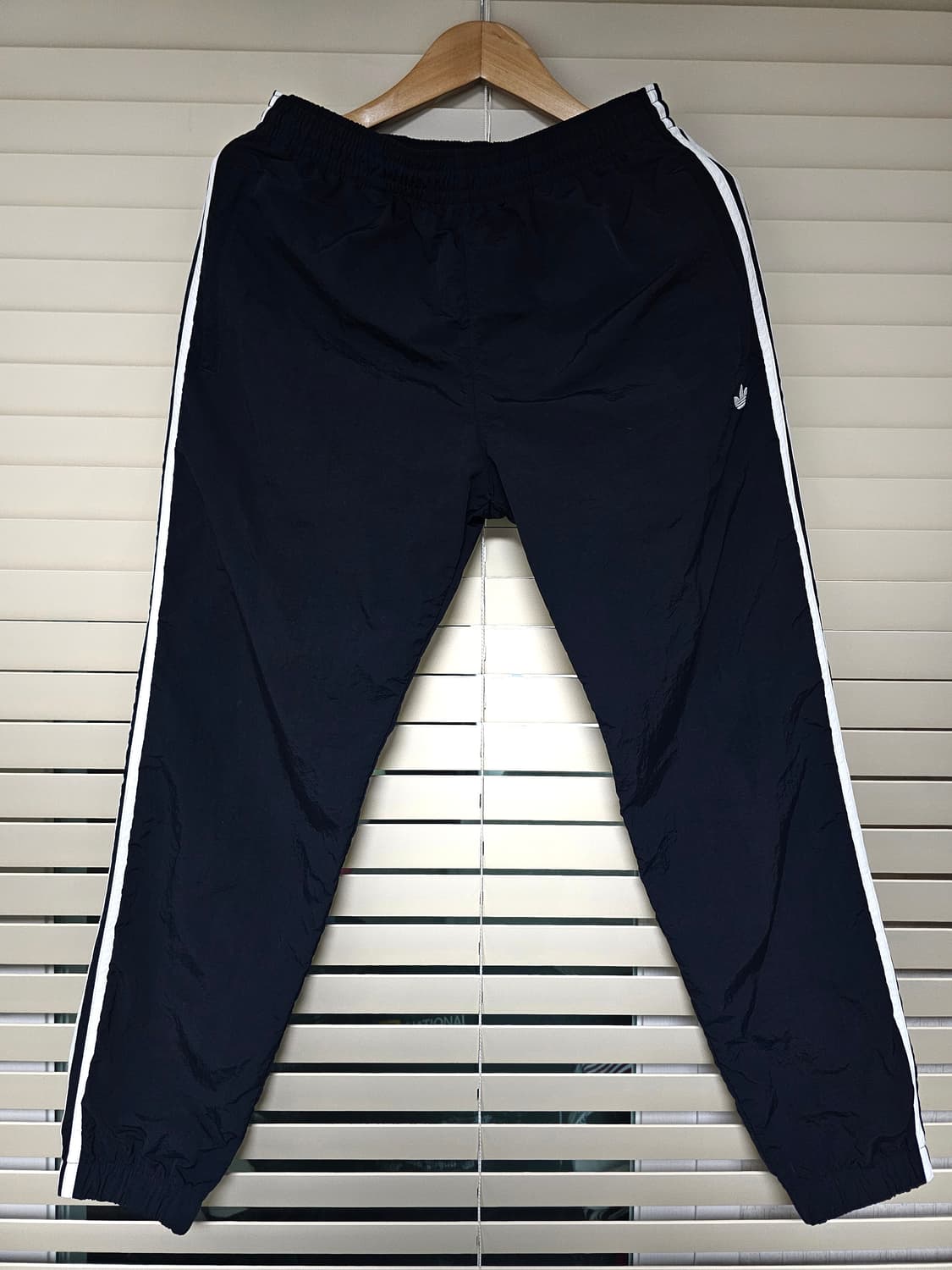아디다스 3스트라이프 우븐 조거팬츠 L 상품이미지1