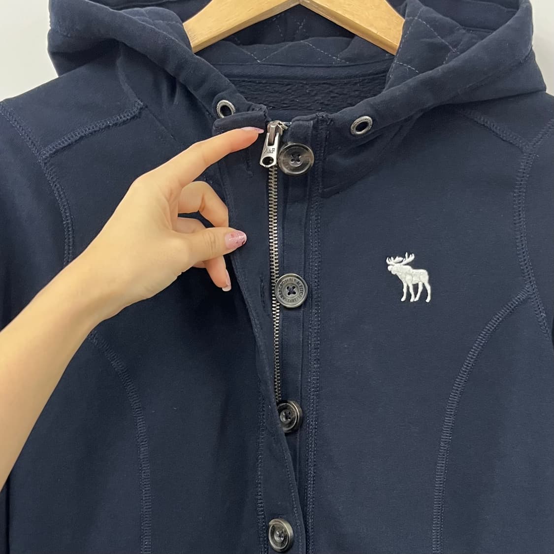 아베크롬비 사슴로고 버튼 딥네이비 후드집업 상품이미지5