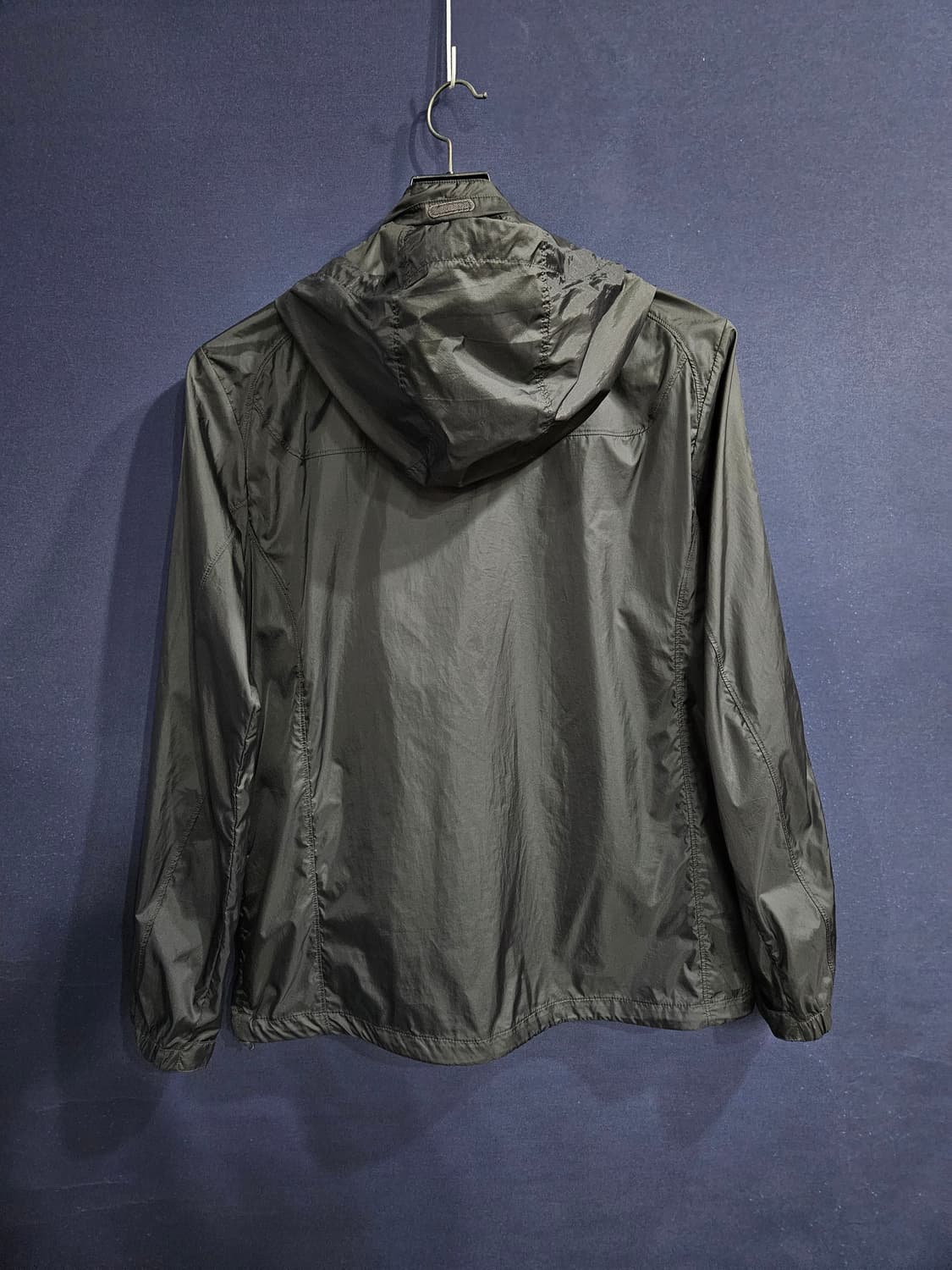 마운티아 블랙차콜 남성 105 홑겹 등산복 바람막이 자켓  상품이미지2