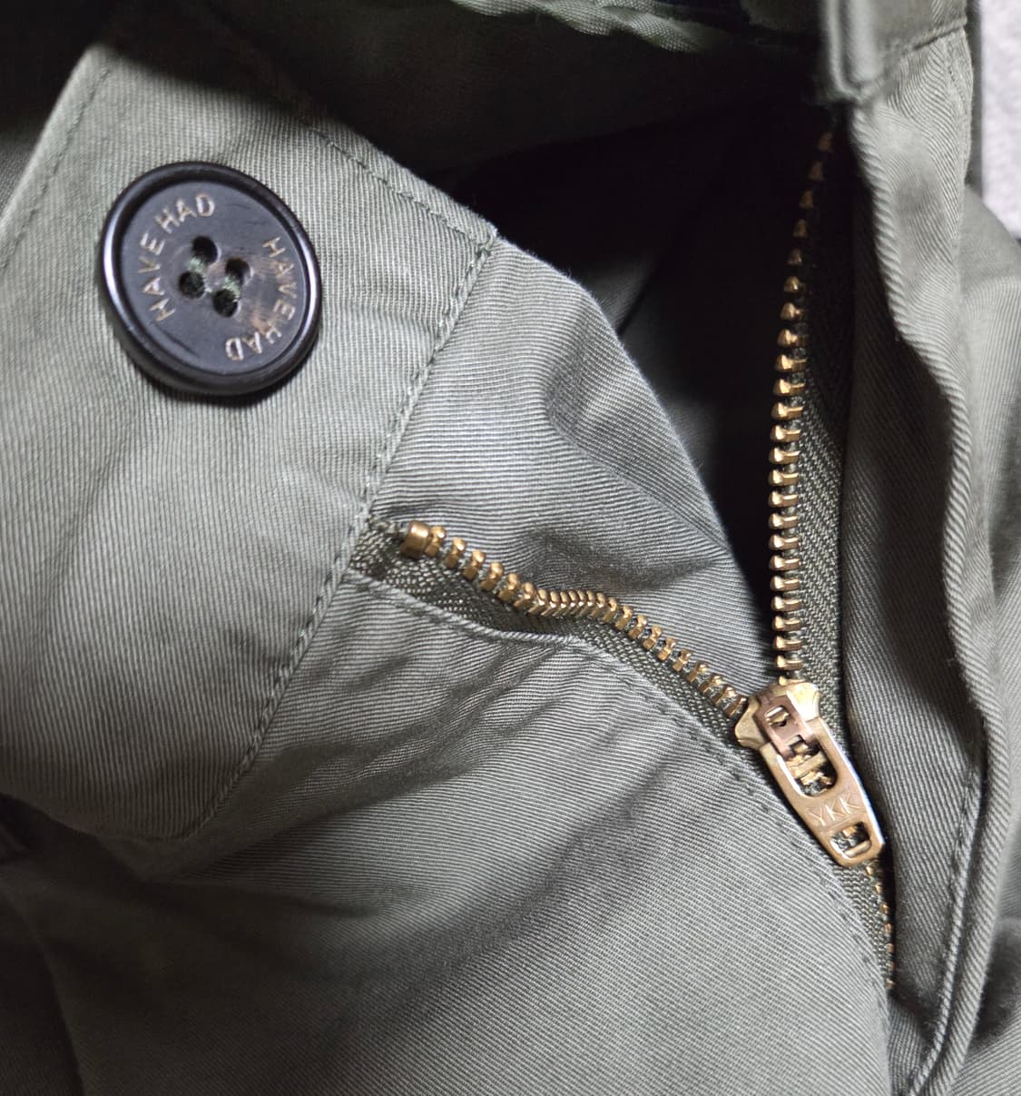 해브해드 핀턱 트라우저 카키그레이 2 상품이미지4